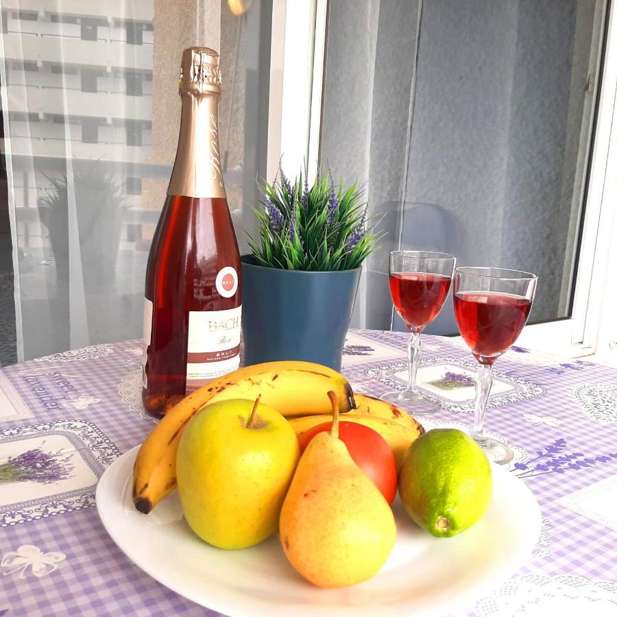 Near To The Ocean In Touristic Center Zone Apartment Playa Fanabe